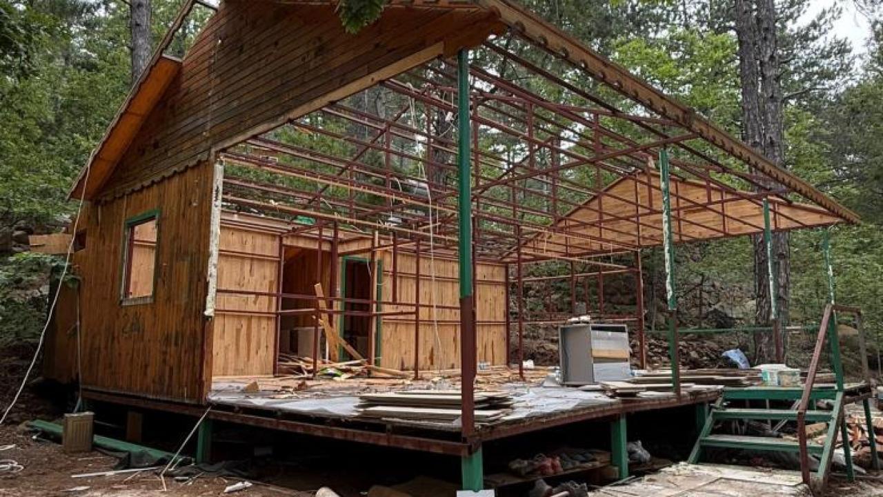 Olukbaşı Yaylası'nda 225 kaçak yapının yıkımı sürüyor