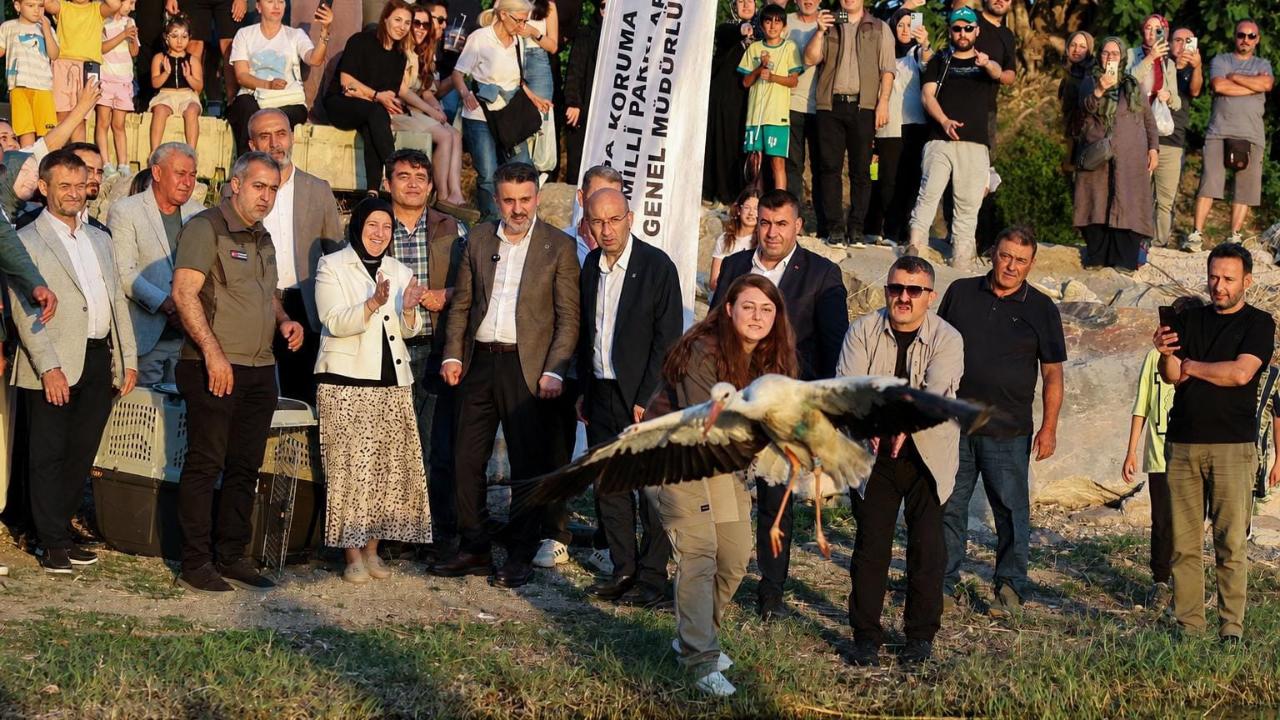 Yaren leyleğin köyünde renkli Leylek Şenliği
