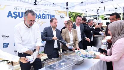 Kestel'de geleneksel aşure dağıtımına yoğun ilgi