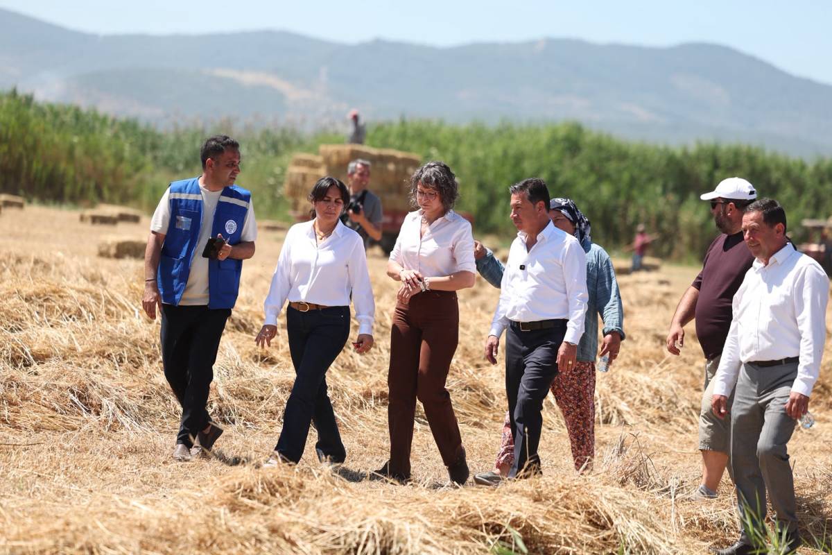 Muğla'da besicilere ve balık yetiştiricilerine yem desteği